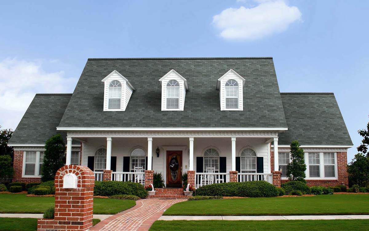 Owens Corning Supreme® Estate Gray House