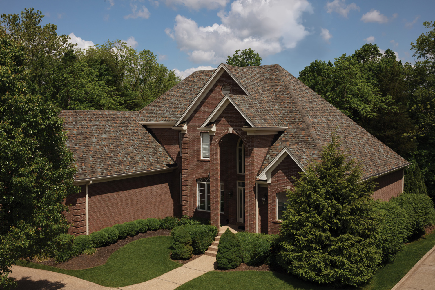 Owens Corning TruDefinition® Duration® Shingles + Designer Colors Aged Copper House