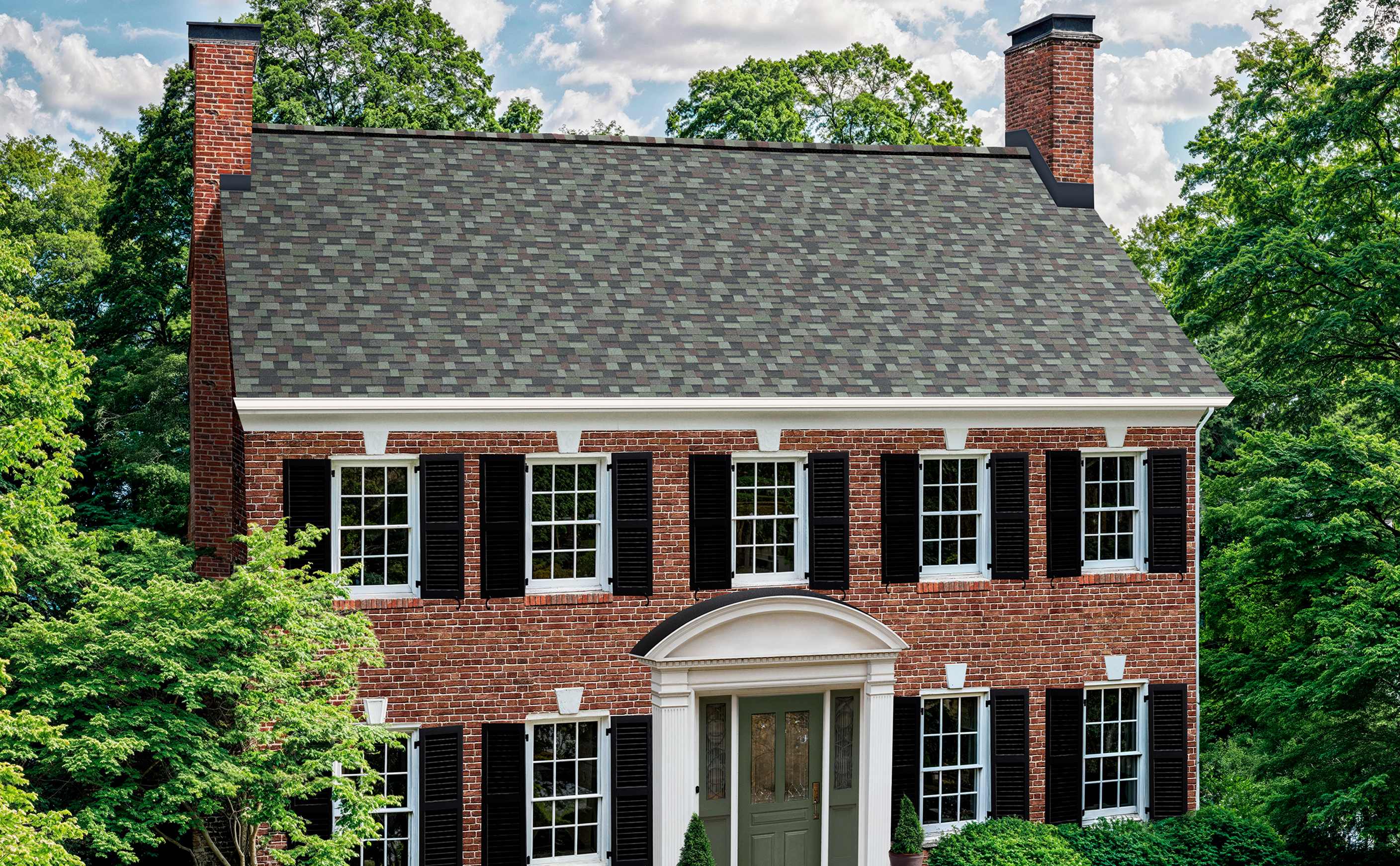 Owens Corning TruDefinition® Duration® Shingles + Designer Colors Mountain Pine House